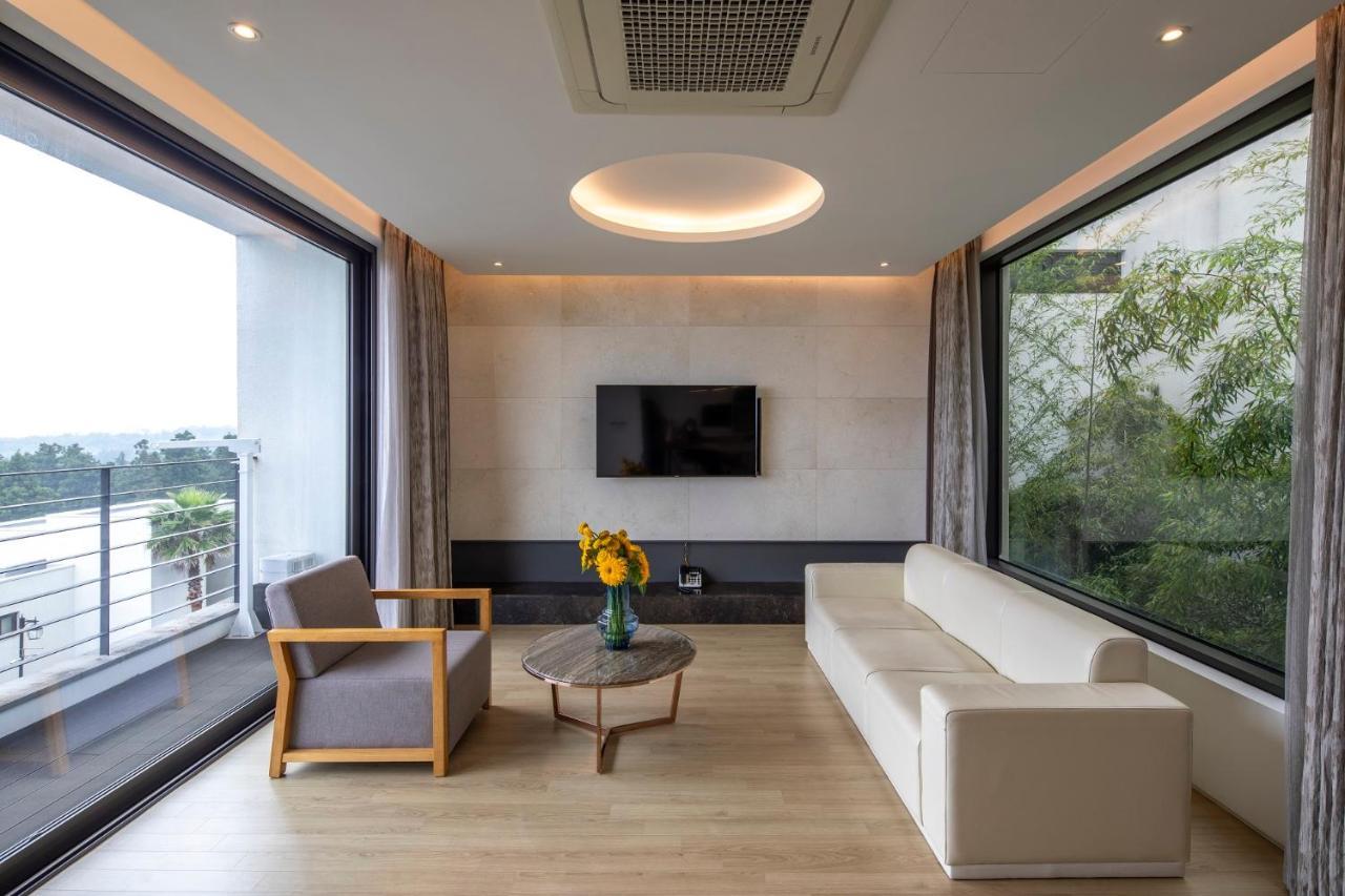 Velum Resort Seogwipo Luaran gambar